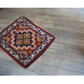 Tapis smyrnalaine seul - Bérangère 50x50 - 64