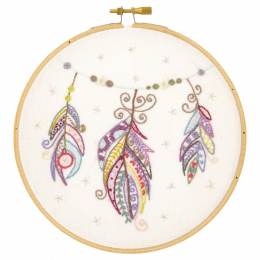 Envolée féerique - kit broderie - 215