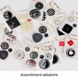 Assortiment de 15 cartes de boutons - 399