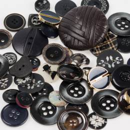 Lot boutons noir - 399