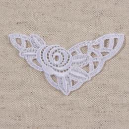Appliqu&eacute; &agrave; coudre en guipure blanc cass&eacute; x 6 pi&egrave;ces - 399