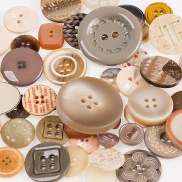 Lot boutons beige - 399